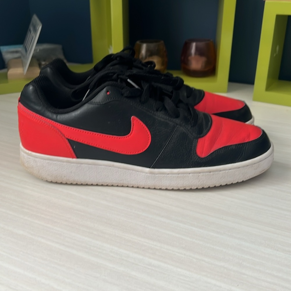 Nike Air Force 1 black/red